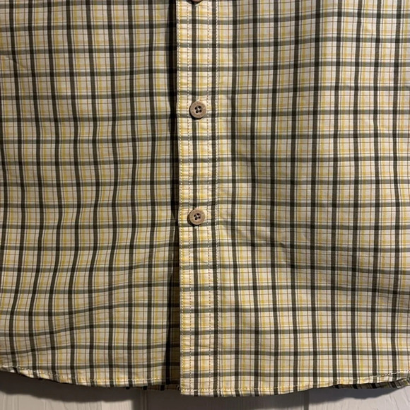 Eddie Bauer men’s plaid short sleeve button down shirt size medium - Picture 4 of 8